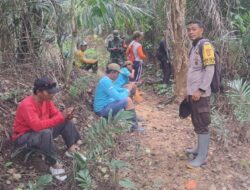 Bhabinkamtibmas Simoro dan Omu, Lakukan Pendampingan Pengecekan Tapal Batas Desa 