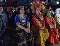 Gebyar Paud, Hazizah Gunakan Pakaian Adat Rato Sigi 