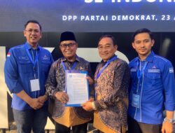 Paslon Bupati dan Wabup Sigi, Husen-Ayub Terima B1KWK Partai Demokrat
