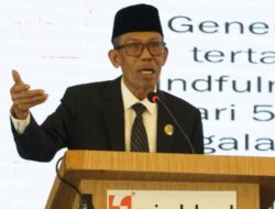 Profesor Lukman Thahir, umat beragama harus menghargai pelaksanaan Natal