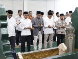 Peringati HAB 79 Kemenag, Pimpinan UIN ziarah Makam Datokarama dan Guru Tua