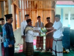 Baznas Sigi, Serahkan Paket Buku Mengaji Iqra ke Masyarakat Mualaf di Tompu