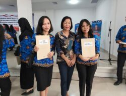 Indah dan Nane Merasa Bangga Telah Menerima SK CPNS