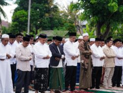 Mentrans Salat Id di Kawasan Transmigrasi Bulupountu