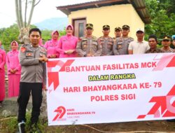 HUT Bhayangkara ke 79, Polres Sigi Gelar Bedah Rumah dan Bangun MCK di Sibedi