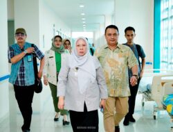 Wagub Sulteng dr. Reny Lamadjido Tinjau Persiapan Operasi Jantung Terbuka di RSUD Undata