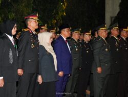 Gubernur dan Wagub Sulteng Hadiri Apel Kehormatan dan Renungan Suci di TMP Palu