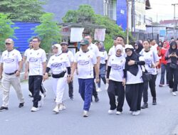 Gubernur Sulteng Lepas Fun Walk HUT ke-67 SMAN 1 Palu