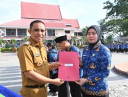Gubernur Sulteng Anwar Hafid Serahkan 1.103 SK Pengangkatan PPPK Tahap II