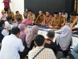 Gubernur Sulteng Terima Aksi Warga Loli Oge