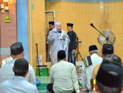 Wagub Sulteng Safari Ramadan Perdana di Masjid An-Namira Palu