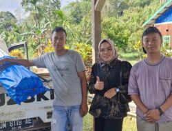 Anggota DPRD Sigi Irma Yangka Bantu Warga Koja 100 Batang Pipa Air Bersih