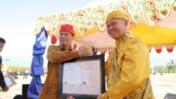 Bupati Sigi Terima Sertifikat KIK