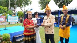 Pimpin Upacara Peringatan Harganas 2026, Gubernur Anwar Hafid Ajak Perkuat Ketahanan Keluarga Menuju Indonesia Emas 2045