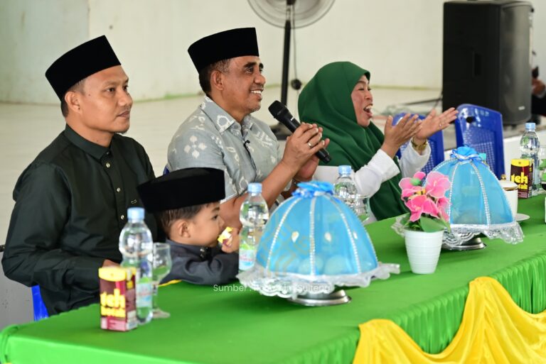 Gubernur Anwar Hafid Hadiri Hari Santri di Morowali
